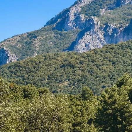 Διαμέρισμα Center 5 - Ruby Nest *