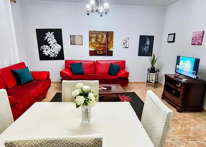 Center 5 - Ruby Nest Apartment *